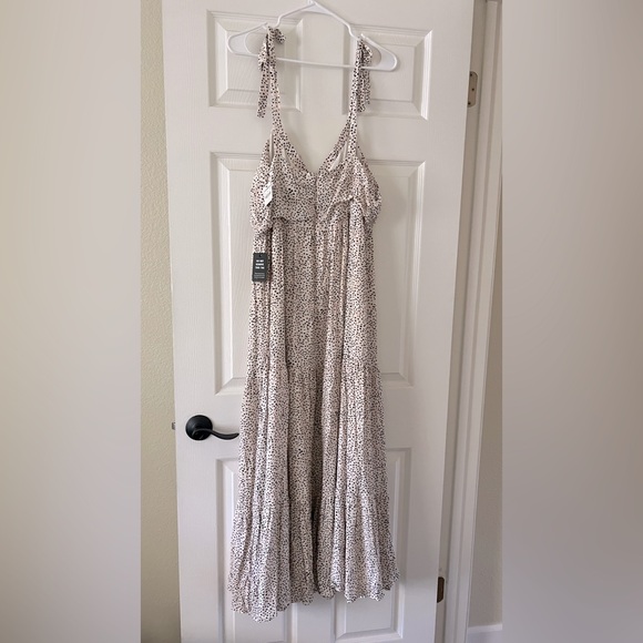 Express maxi dress - Picture 2 of 7